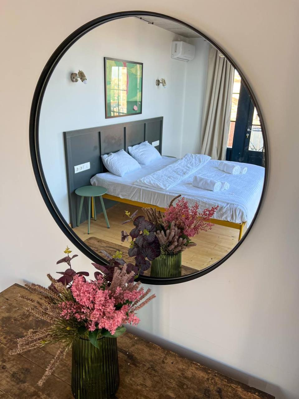 Black Tomato Hostel คูทายสิ ภายนอก รูปภาพ